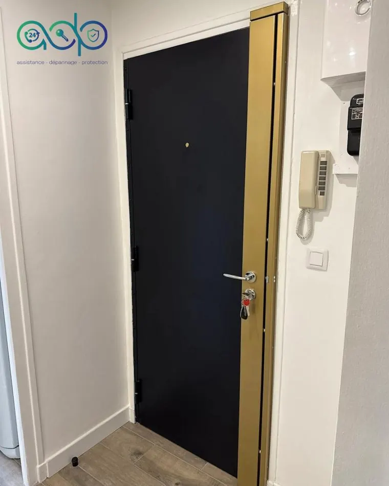 Bloc-porte blindé certifié — posé par ADP Habitat à Lyon